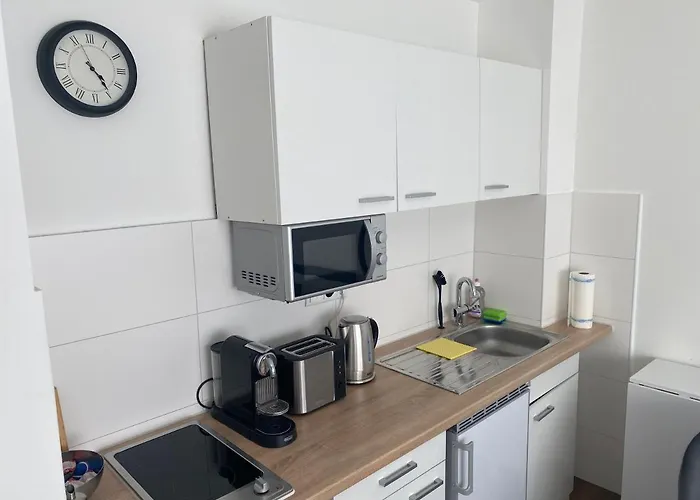 公寓 Zentral Gelegene Schoene In Mitte, Direkte Naehe Zum Klinikum Im Viertel , Balkon 不莱梅